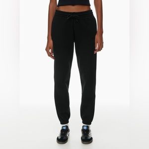 TNA Cozy Fleece Boyfriend Sweatpant, Black XS